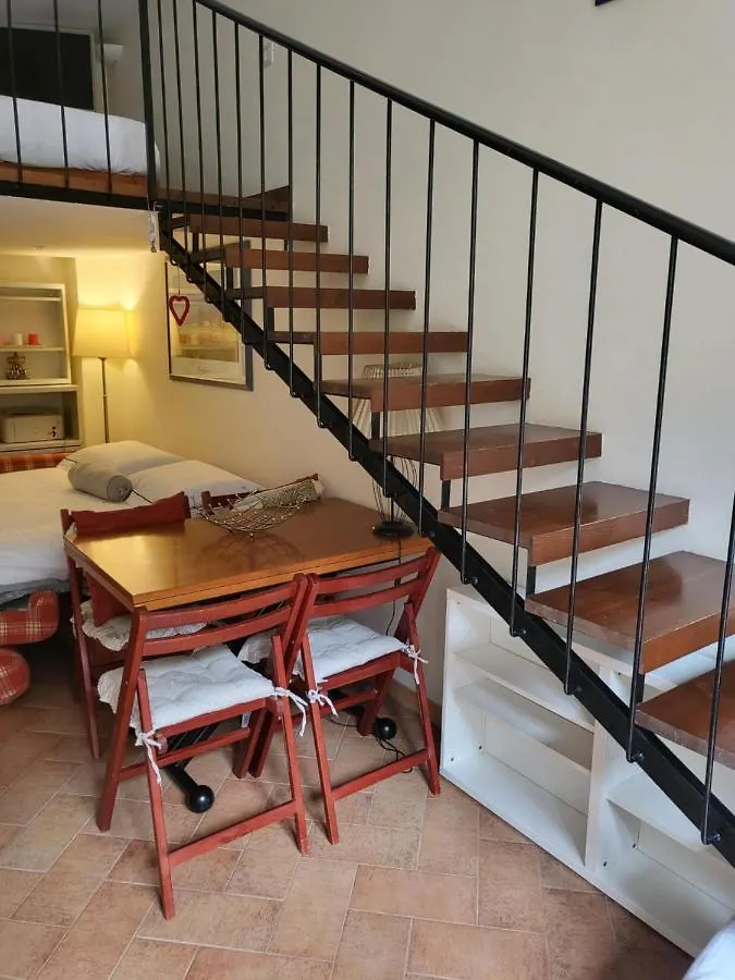 Borgo Pio Vatican Apartment Rome